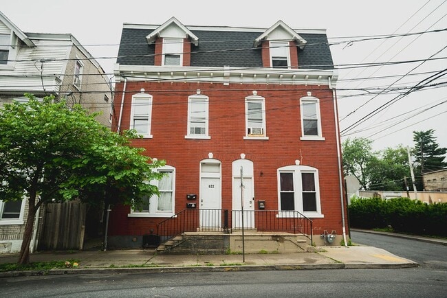 Building Photo - 622 W Chew St Unit 622 Chew St- 2
