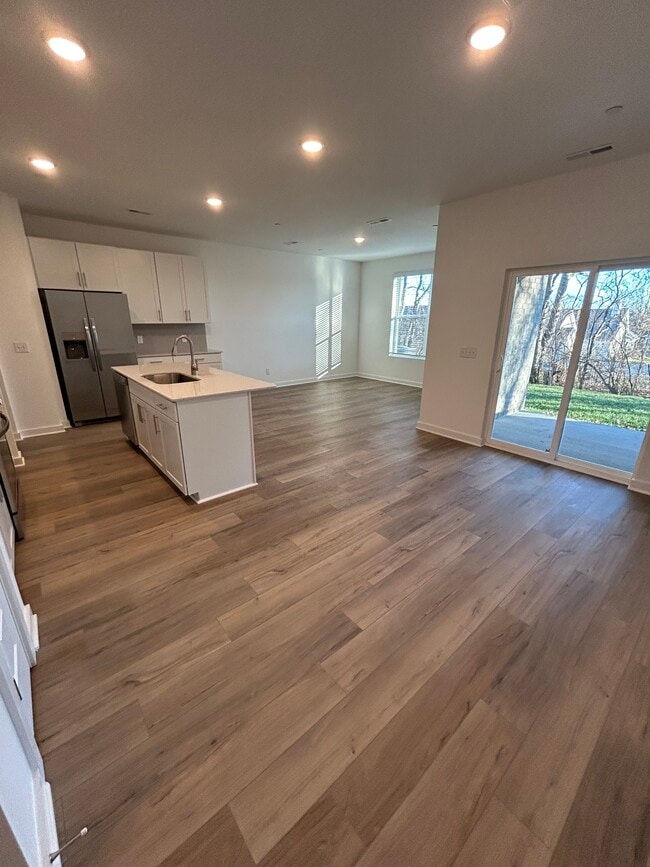 Photo - 700 Dreamers Private Ln