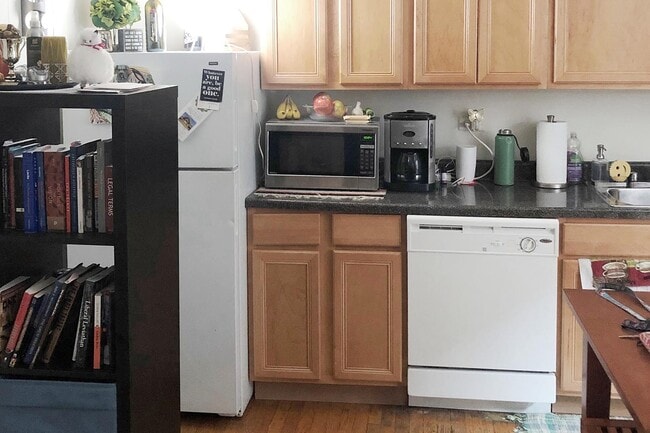 Photo - 2127 N Dayton St Unit 204