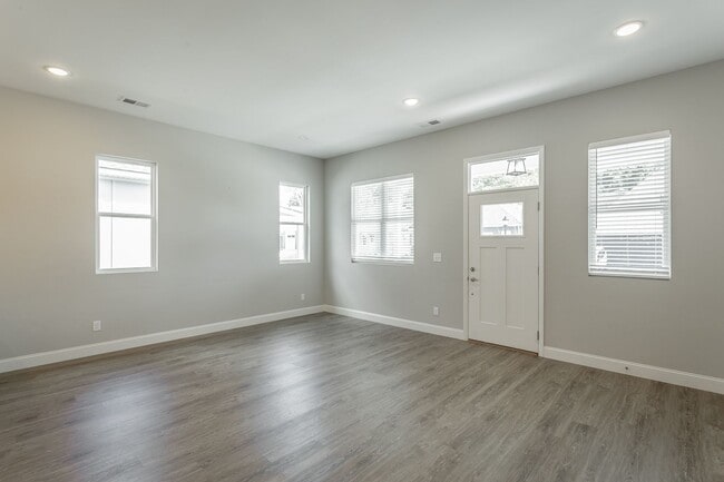 Photo - Modern 3 Bedroom Home in Red Bank