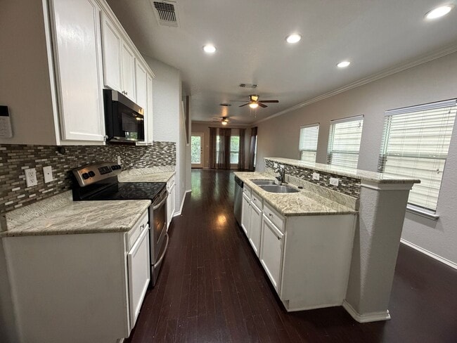 Photo - Spacious 3 Bedroom/2.5 Bath Home