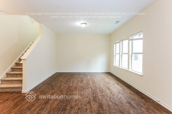 Photo - 2070 Stonebrook Dr