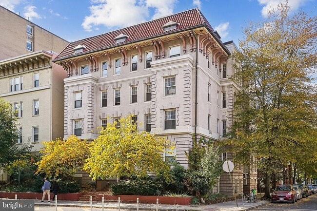 Photo - 1332 15th St NW Unidad 44