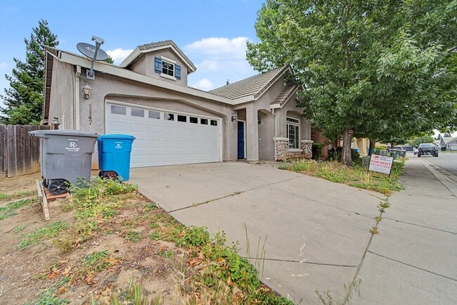 Photo - 3 bedroom 2 bath 1612 sq ft home located in Yuba City