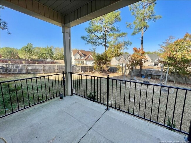 Photo - 211 Executive Dr