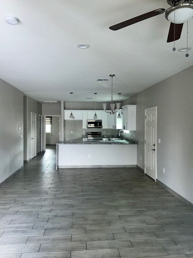 Photo - 1848 Silver Ct