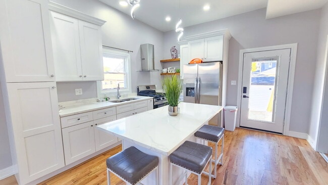 Photo - 1023 N Central Ave Unit 1