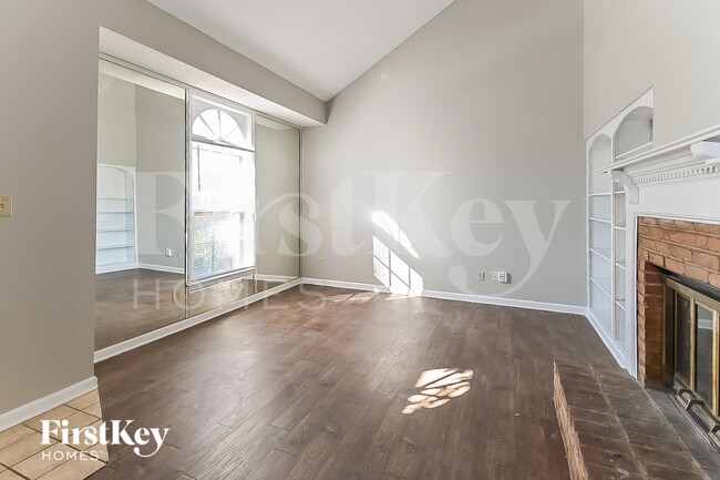 Photo - 6512 Lancer Dr