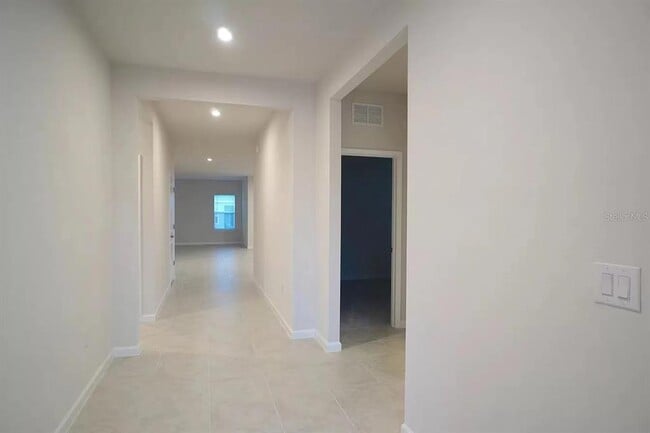 Photo - 5530 Bonn Way