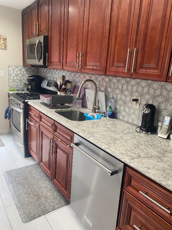 Photo - 81-52-81242 242nd St