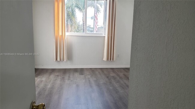 Photo - 1251 NE 108th St Unidad 215