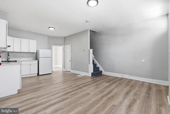 Photo - 3906 N Delhi St