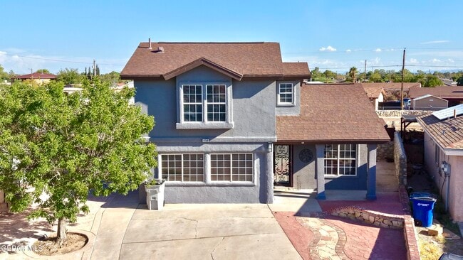 Building Photo - 9150 Bur Oak Cir