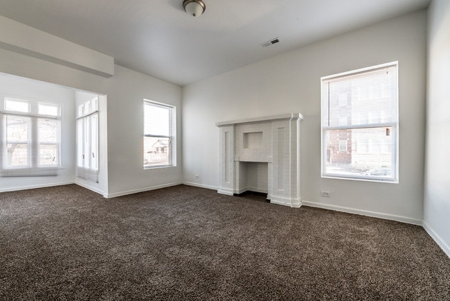 Photo - 10901 S Vernon