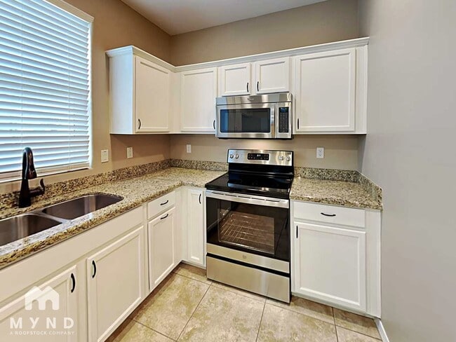 Photo - 17694 W Mandalay Ln