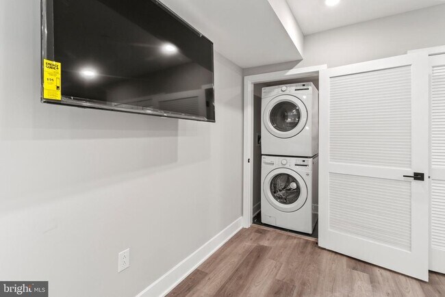 Building Photo - 520 N 37th St Unit 0-4