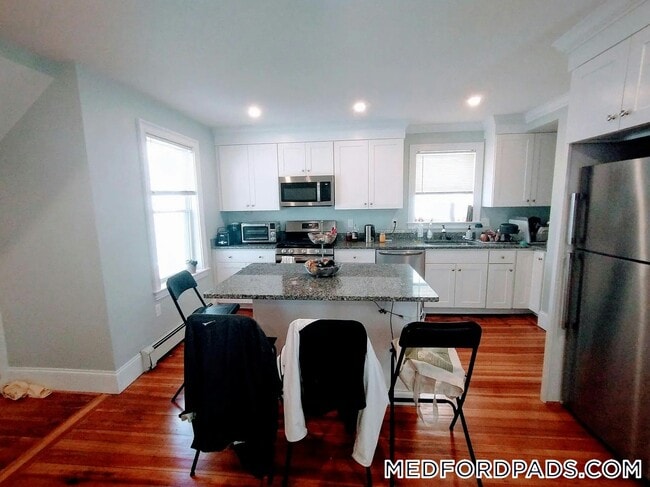93 Winthrop St