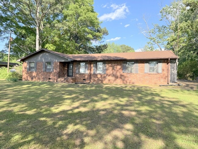 Photo - 6079 Wall Triana Hwy