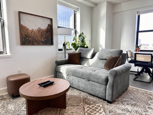 Photo - 758 N Broadway Unit ID1379067P