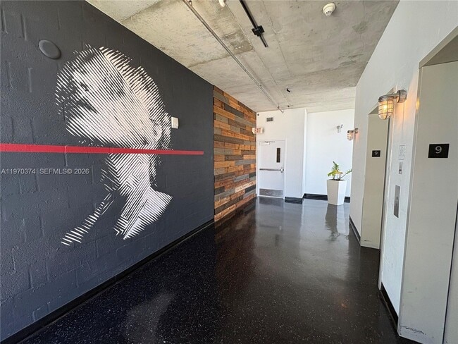 Photo - 444 NE 30th St Unidad 906