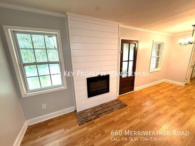 660 Merriweather Rd