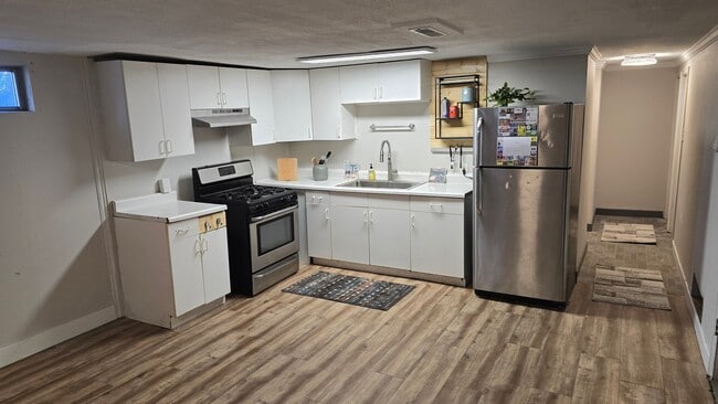 Photo - 1050 750 W Unit 1048