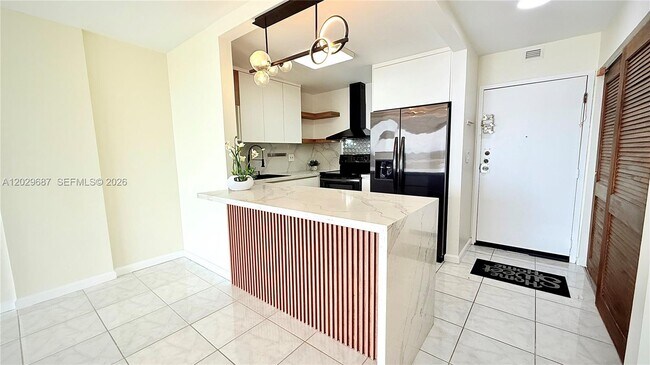 Photo - 1465 NE 123rd St Unit 715