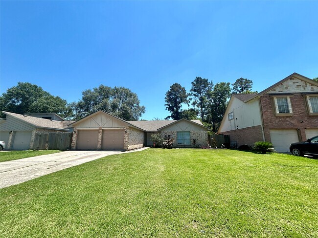 Photo - 2510 Knollbrook Ln