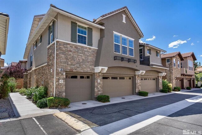 2 Bed 2 Bath Damonte Ranch Townhome - 2 Bed 2 Bath Damonte Ranch Townhome