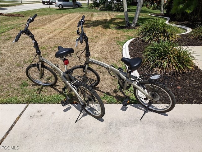 Photo - 618 Archer Pkwy W