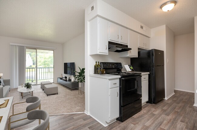 Photo - Fiddlers Creek Apartments