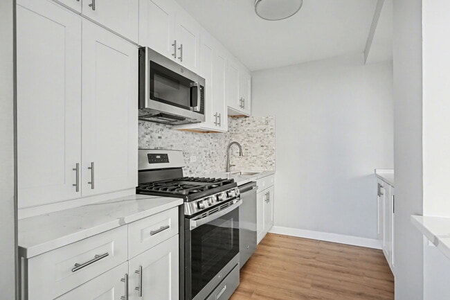 Photo - 3950 N Lake Shore Dr Unit 1728