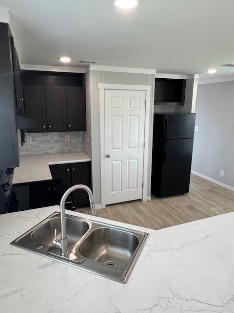 Photo - 15923 S Flores St