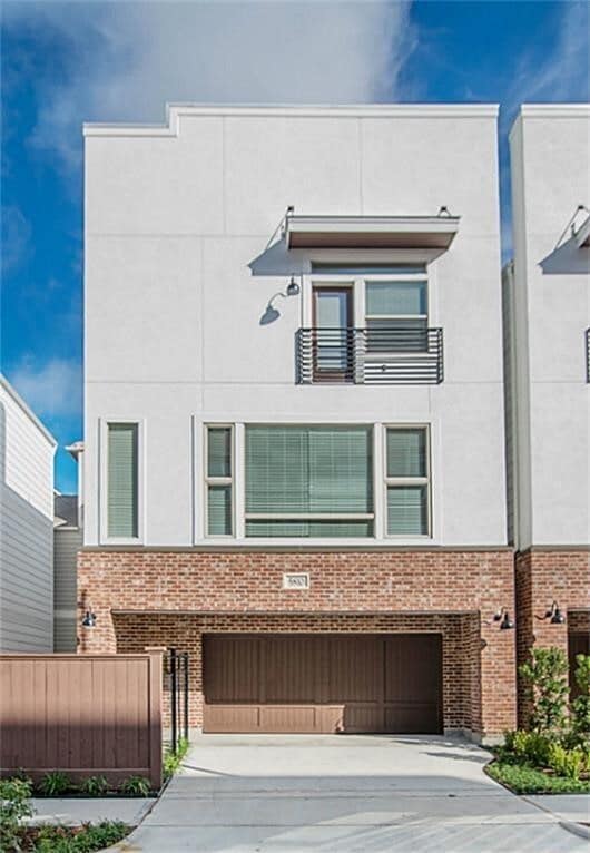 Photo - 5810 Venice St