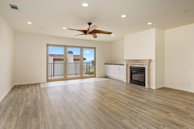 Photo - This Sunset Beach Estates Townhome will have you speechless!