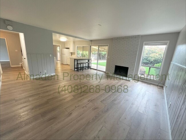Photo - 1278 Oakglen Way