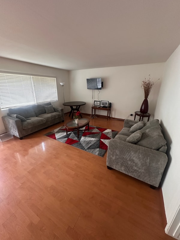 Photo - 25925 Narbonne Ave Unidad 3