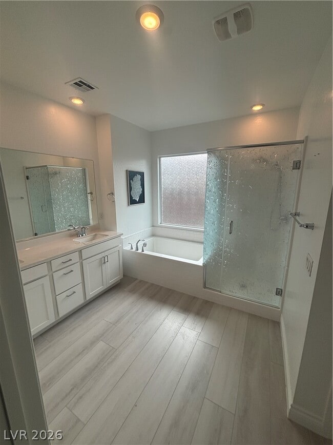 Photo - 6829 Chargehand Ave