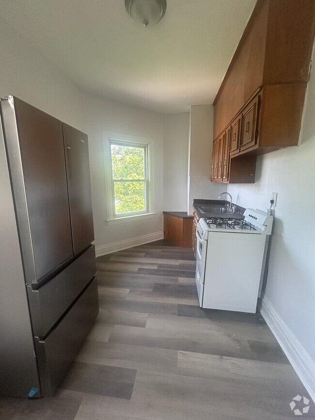 Building Photo - 51 W 21st St Rental