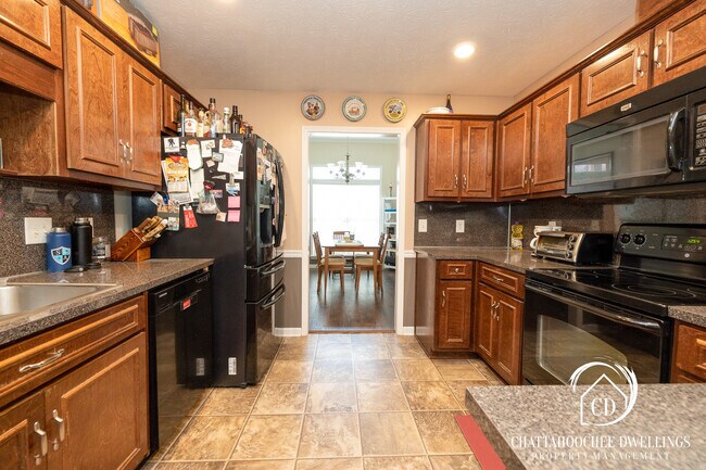 Photo - 2981 Waterhill Dr