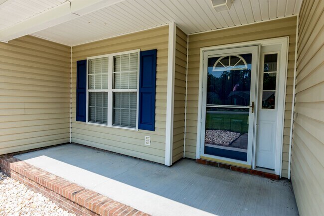 Photo - 214 Lee Rogers Rd