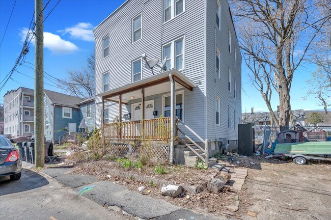 Building Photo - 15 Thibault Ave Unit 15