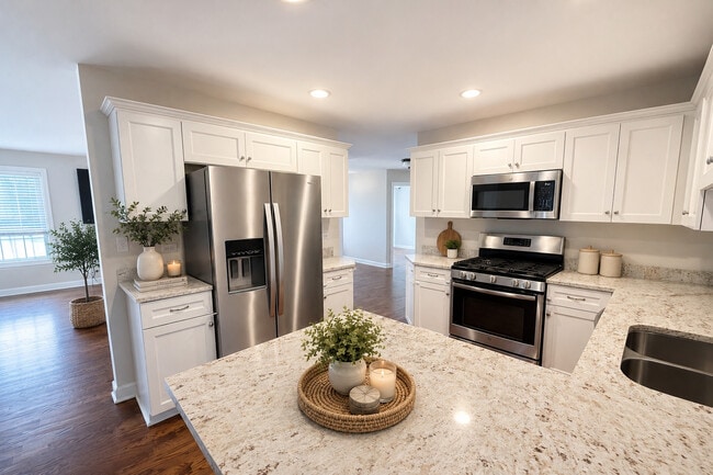 23914 Ann Ln
