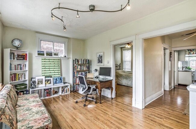 Photo - 4029 Shenandoah Ave Unidad 2A