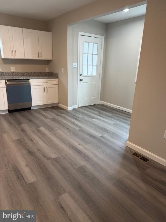 Photo - 224 E Main St