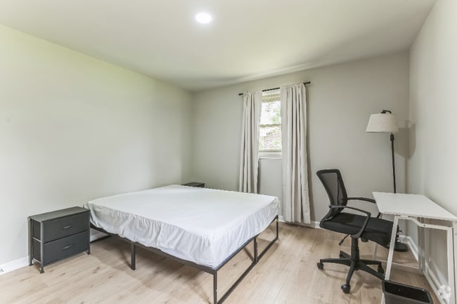 Building Photo - 2265 Wildwood Dr Rental