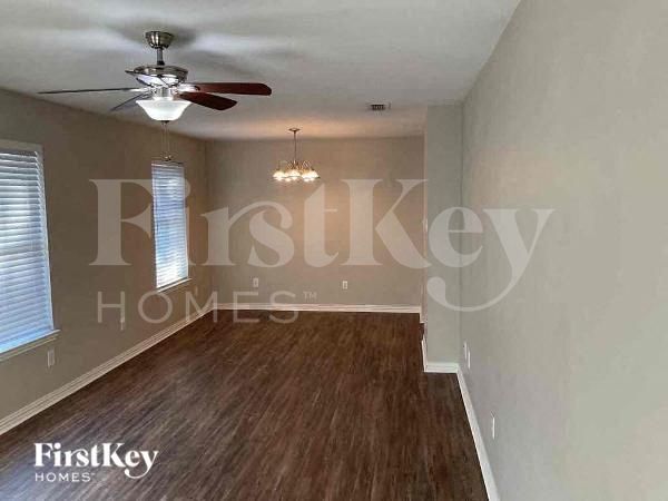 Photo - 1607 Coleman St