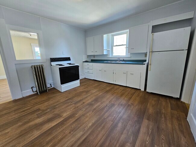 Photo - 17 Mousam St Unit 17B Mousam St.