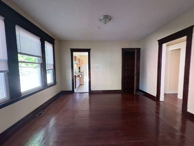 Photo - 726 Elm St Unidad 1