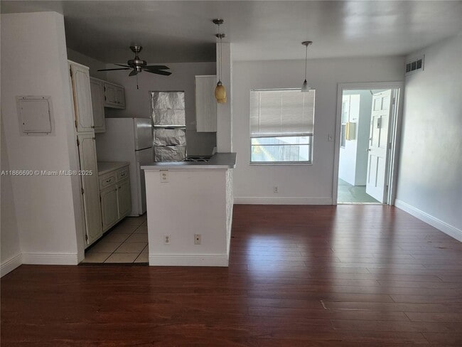 Building Photo - 2219 Polk St Unit 2A Rental